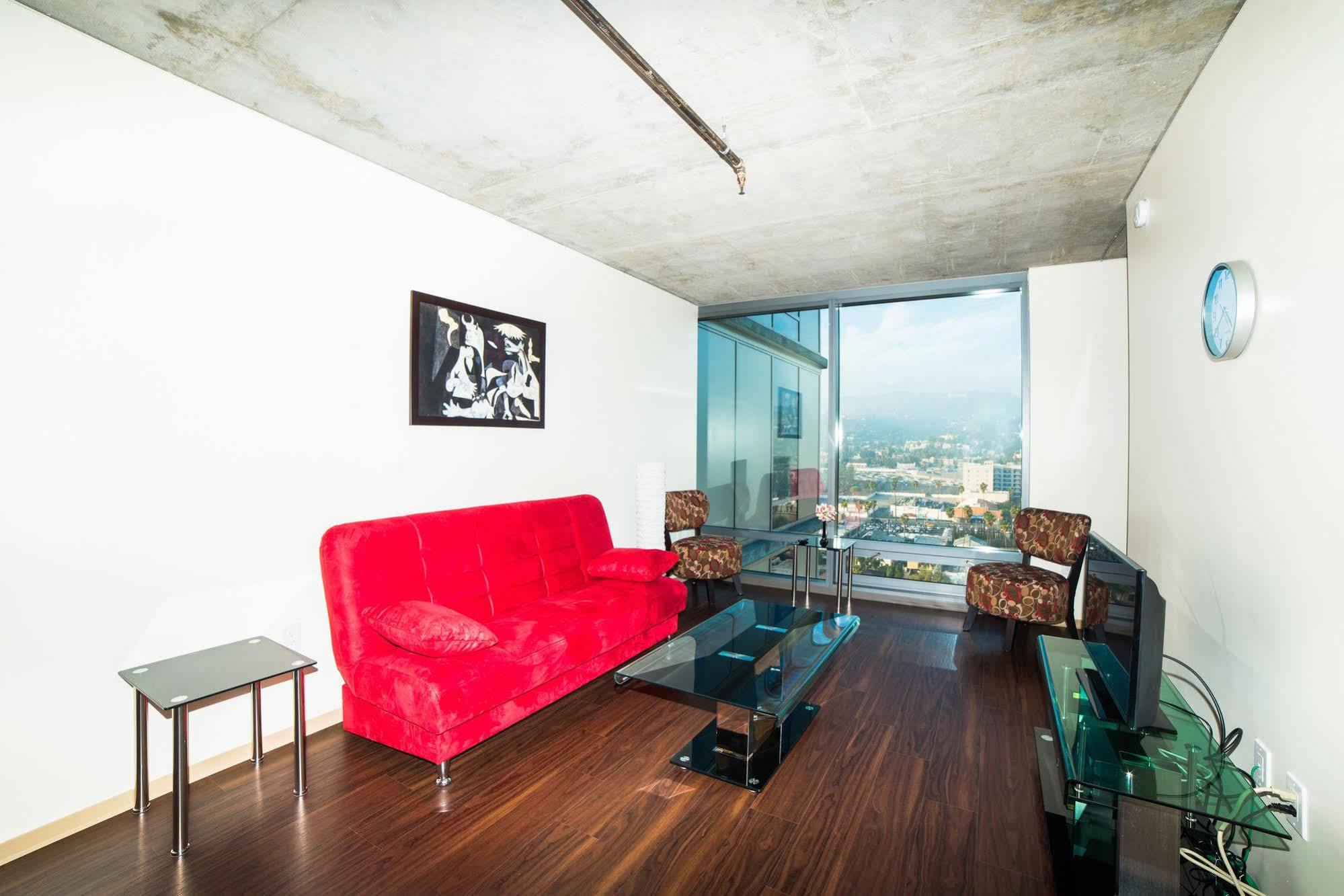 Hollywood Panorama Suites Los Angeles Exterior photo